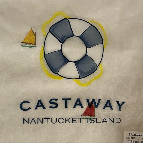 Castaway of Nantucket Embroidered Cisco Shorts. - Picture 3 of 7